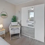 La - Spacieux - Vue - Parking - Clim - Piscine Appartement *