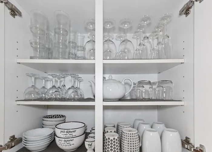 La - Spacious - Sea View - Parking - Ac - Pool *