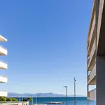 Apartment La - Spacious - Sea View - Parking - Ac - Pool