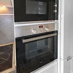 La - Spacious - Sea View - Parking - Ac - Pool Apartment *