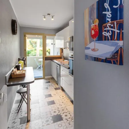 La - Spacious - Sea View - Parking - Ac - Pool Αντίμπ