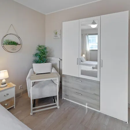 La - Spacious - Sea View - Parking - Ac - Pool Апартаменти *