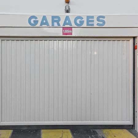 La - Spacious - Sea View - Parking - Ac - Pool Διαμέρισμα *