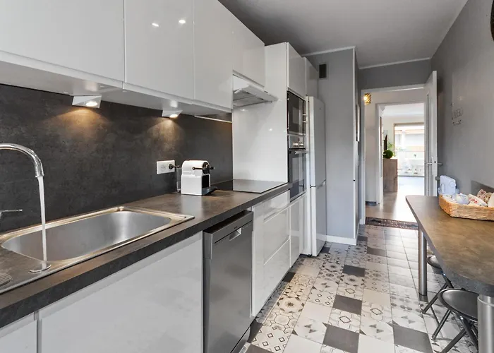 La - Spacious - Sea View - Parking - Ac - Pool Antibes