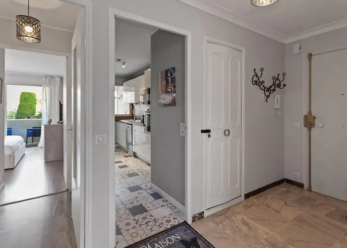 La - Spacious - Sea View - Parking - Ac - Pool *