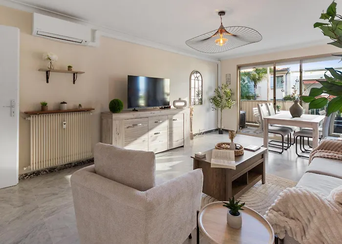 La - Spacious - Sea View - Parking - Ac - Pool Daire *