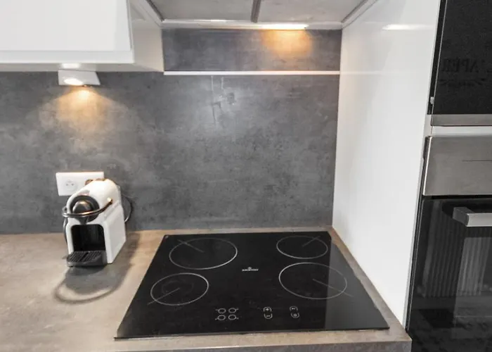 La - Spacious - Sea View - Parking - Ac - Pool Daire