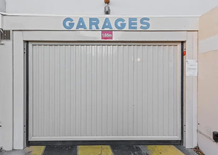 La - Spacious - Sea View - Parking - Ac - Pool Daire *