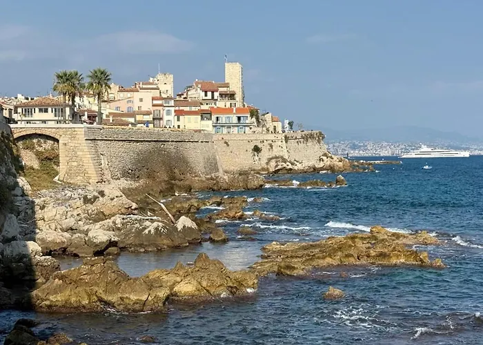 Daire La - Spacious - Sea View - Parking - Ac - Pool